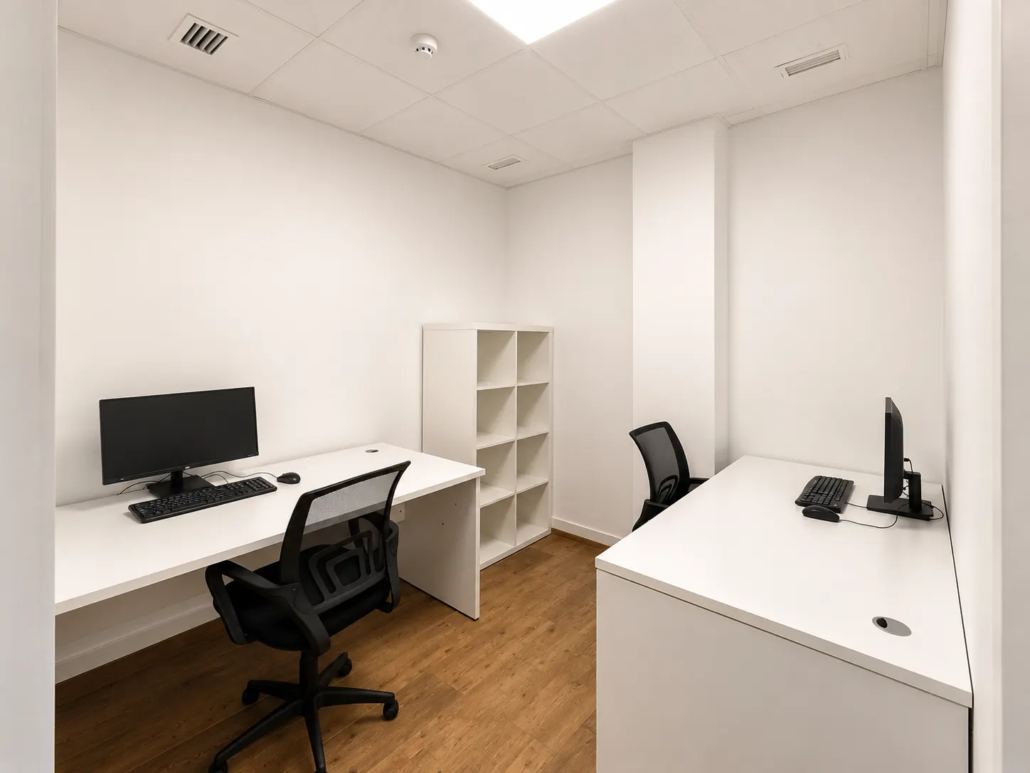 Puesto de coworking por días en SevillaCrew, barrio Macarena de Sevilla